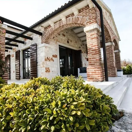 Villa Maslina San Lorenzo